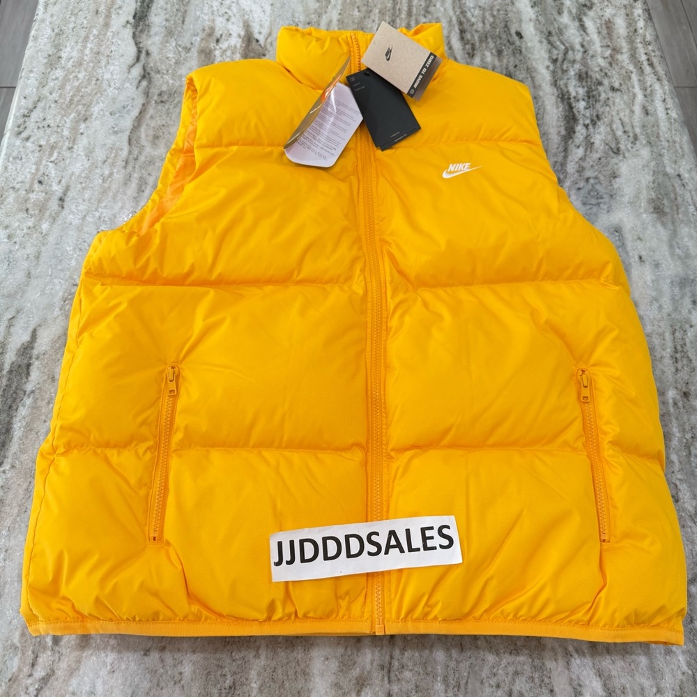 Nike Sportswear PrimaLoft Yellow Puffer Vest FB7373-739 Men's Sz S NWT $150